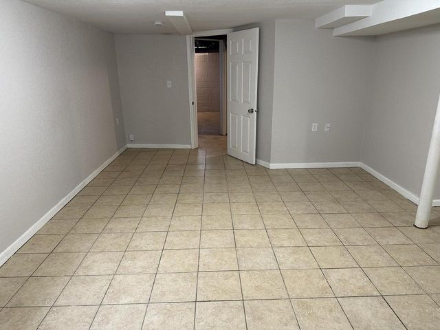 5004 Nash STREET, Milwaukee, WI 53216
