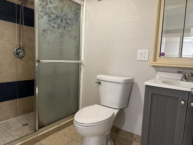 5004 Nash STREET, Milwaukee, WI 53216