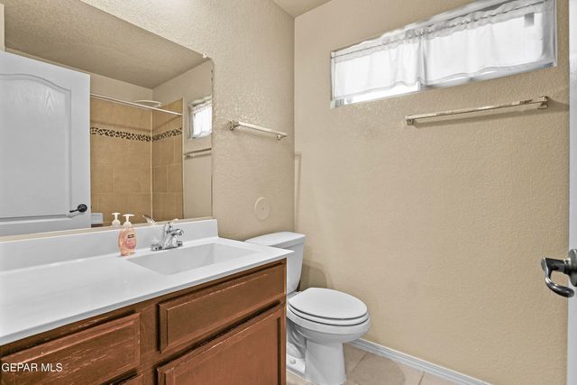 7008 RED MAN Drive, El Paso, TX 79934