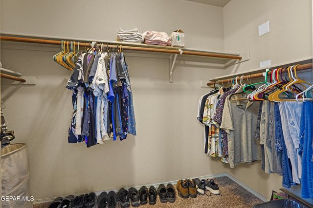 7008 RED MAN Drive, El Paso, TX 79934