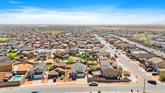 7008 RED MAN Drive, El Paso, TX 79934