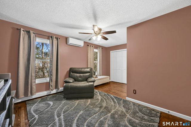 15 Ridgewood Street, Bristol, CT 06010