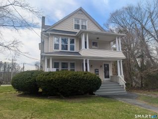 226 Hillside Avenue 3rd Floor, Torrington, CT 06790