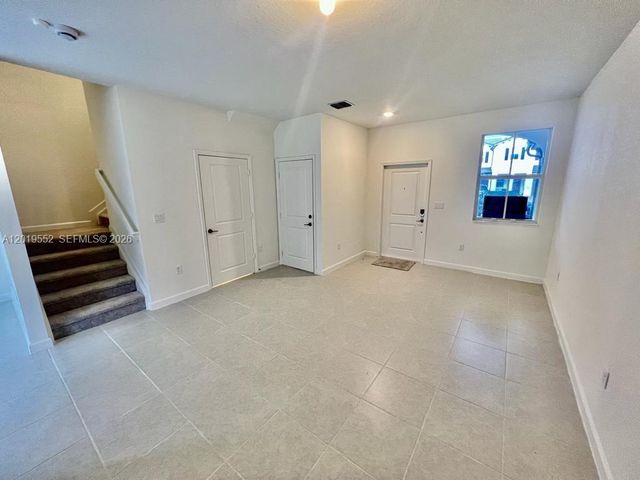 12722 NW 23rd Pl, Miami, FL 33167
