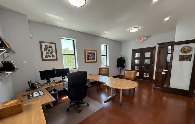 16 SW 1st Avenue, Miami, FL 33130