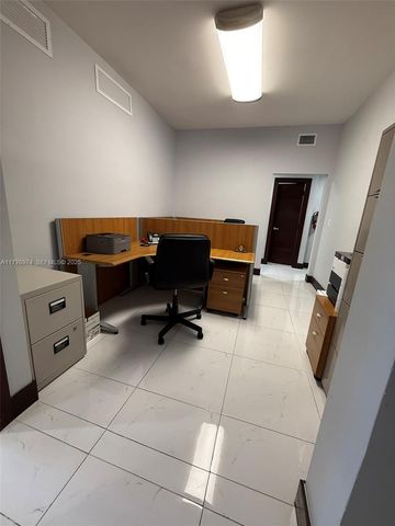 16 SW 1st Avenue, Miami, FL 33130