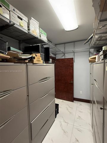 16 SW 1st Avenue, Miami, FL 33130