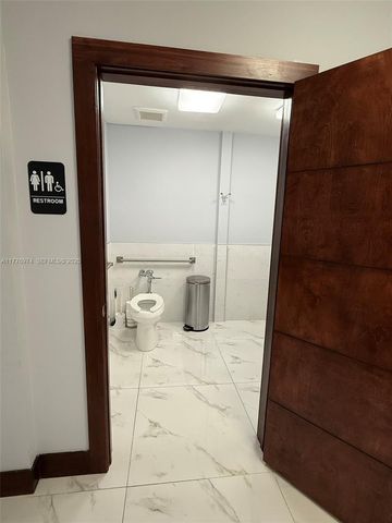 16 SW 1st Avenue, Miami, FL 33130
