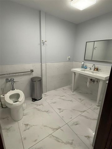 16 SW 1st Avenue, Miami, FL 33130