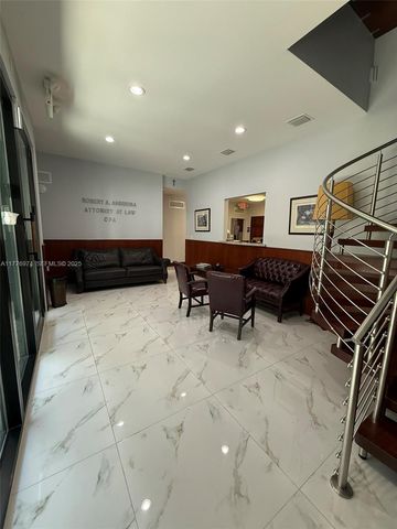 16 SW 1st Avenue, Miami, FL 33130