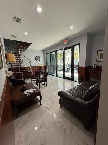 16 SW 1st Avenue, Miami, FL 33130