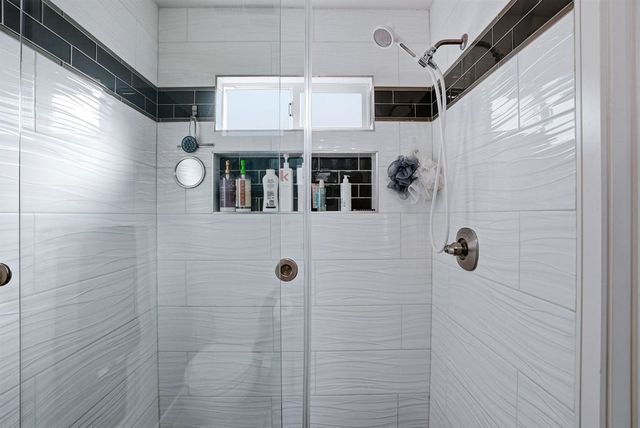 317 317 Hillcrest Ave, Livermore, CA 94550