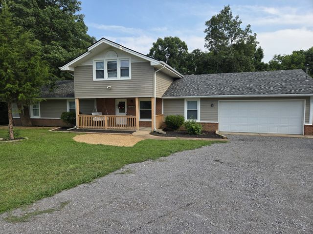 1943 Union Hill Rd, Goodlettsville, TN 37072