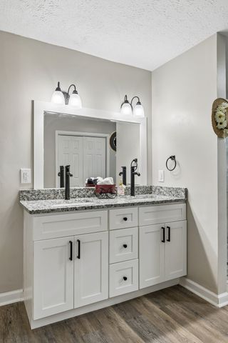 1943 Union Hill Rd, Goodlettsville, TN 37072