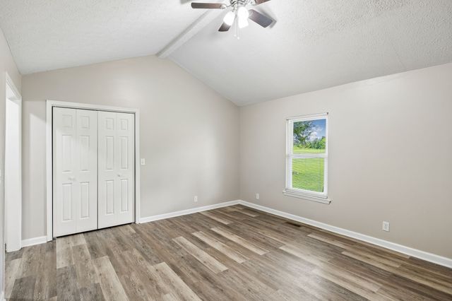1943 Union Hill Rd, Goodlettsville, TN 37072