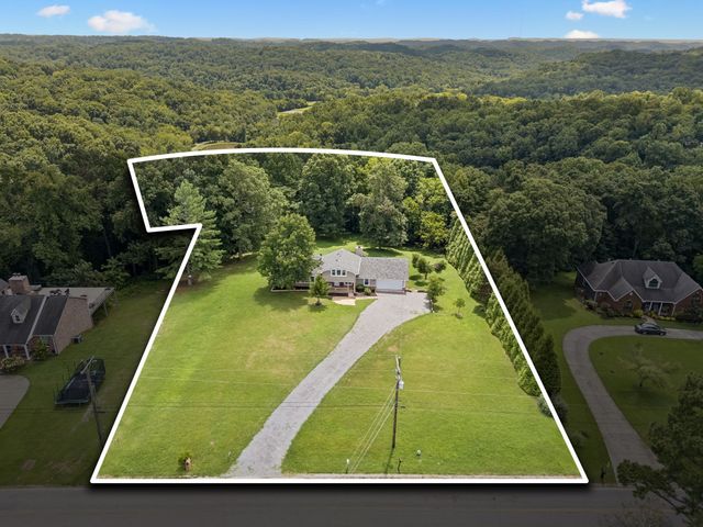 1943 Union Hill Rd, Goodlettsville, TN 37072