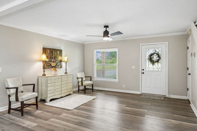 1943 Union Hill Rd, Goodlettsville, TN 37072