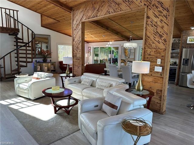 5603 SW 10th AVE, Cape Coral, FL 33914