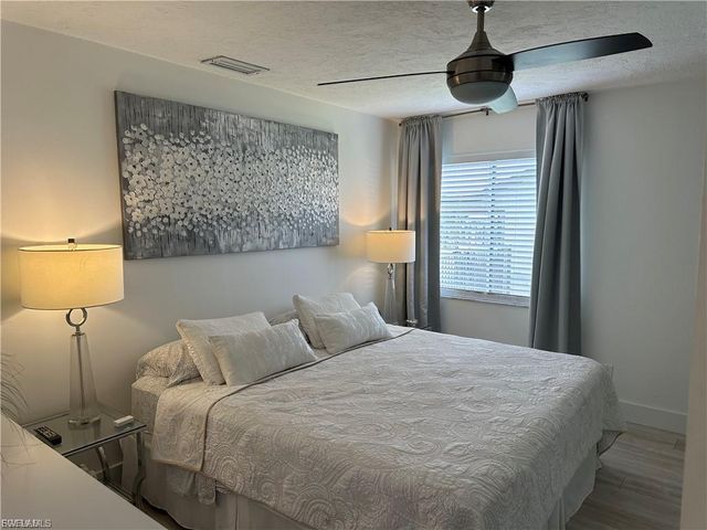 5603 SW 10th AVE, Cape Coral, FL 33914