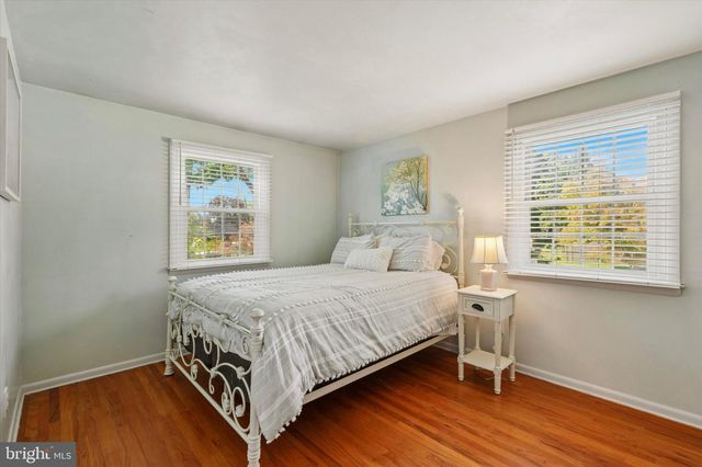 344 KNOLL RD, Plymouth Meeting, PA 19462