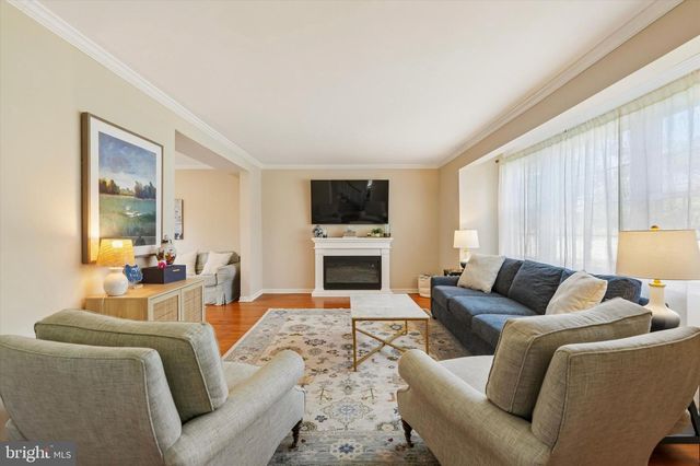 344 KNOLL RD, Plymouth Meeting, PA 19462