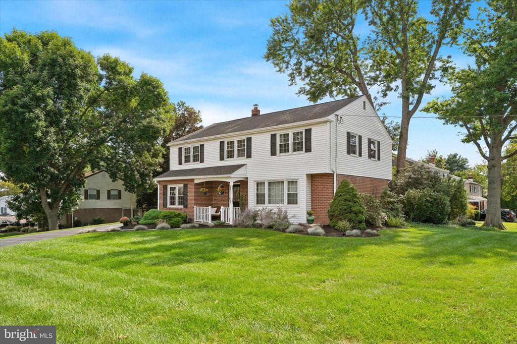 344 KNOLL RD, Plymouth Meeting, PA 19462