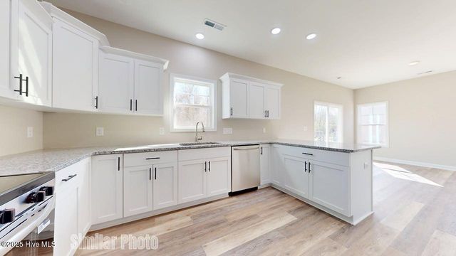 317 Starky Drive, Richlands, NC 28574