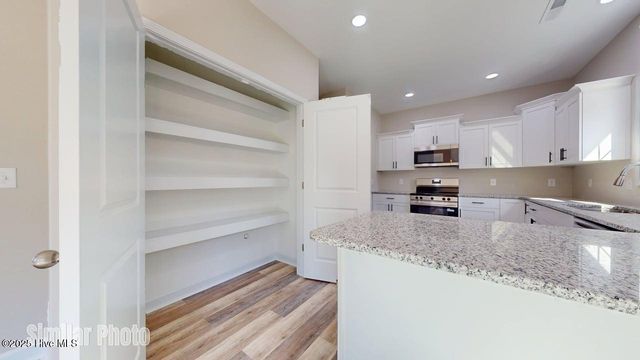 317 Starky Drive, Richlands, NC 28574