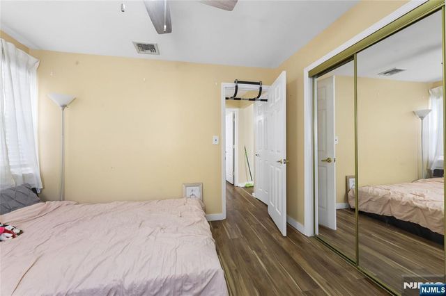 2-23 Berdan Avenue, Fair Lawn, NJ 07410