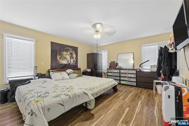 2-23 Berdan Avenue, Fair Lawn, NJ 07410