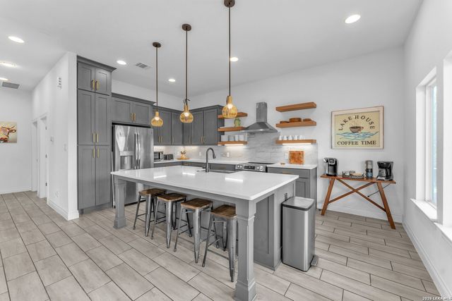 2488 Waterfront Park, Canyon Lake, TX 78133