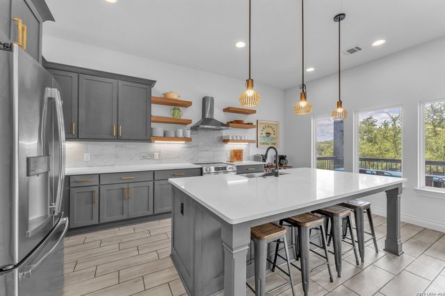 2488 Waterfront Park, Canyon Lake, TX 78133