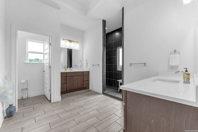 2488 Waterfront Park, Canyon Lake, TX 78133