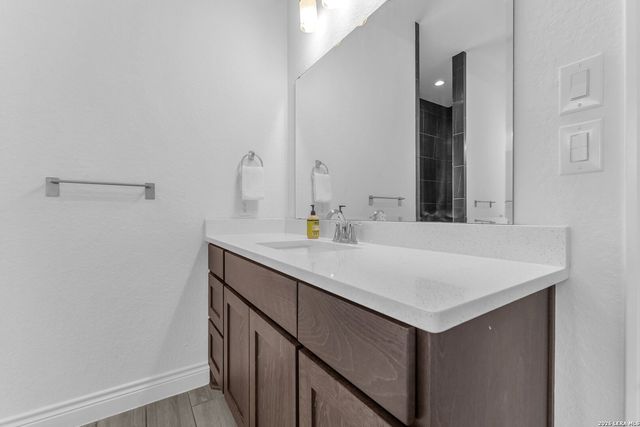 2488 Waterfront Park, Canyon Lake, TX 78133