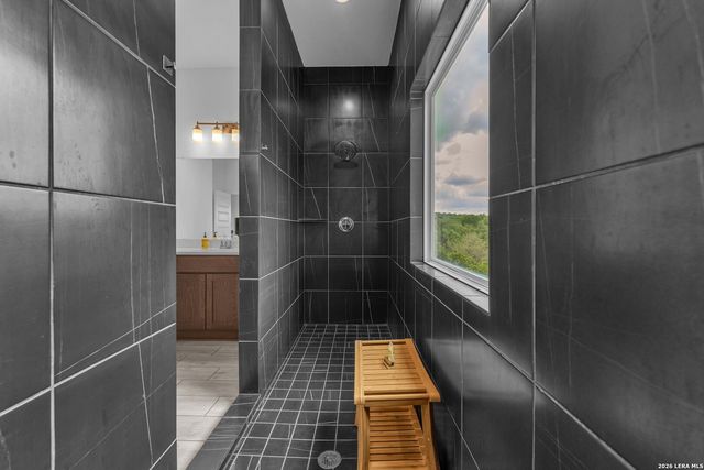 2488 Waterfront Park, Canyon Lake, TX 78133