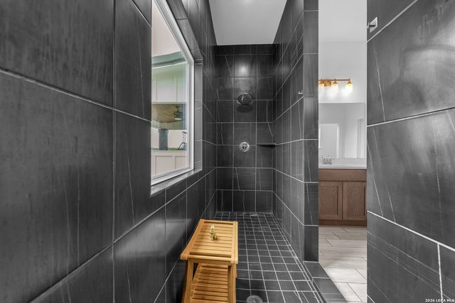 2488 Waterfront Park, Canyon Lake, TX 78133