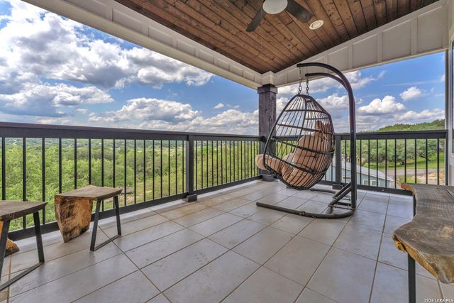 2488 Waterfront Park, Canyon Lake, TX 78133