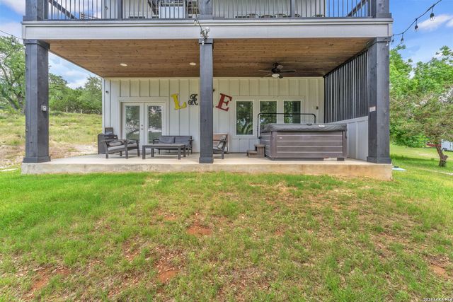 2488 Waterfront Park, Canyon Lake, TX 78133