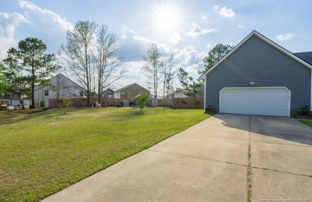 110 Markus Place Drive, Raeford, NC 28376