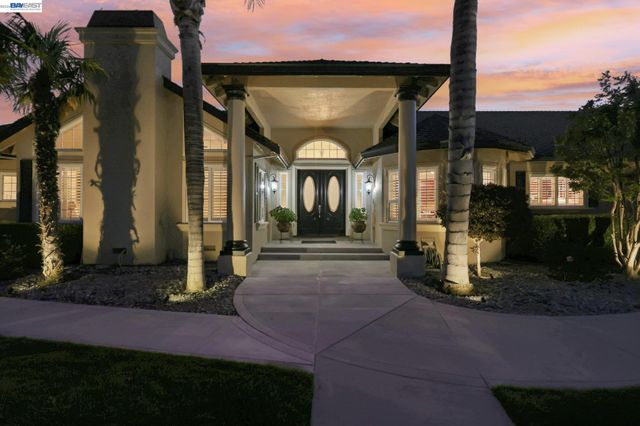 12755 Santa Teresa, San Martin, CA 95046