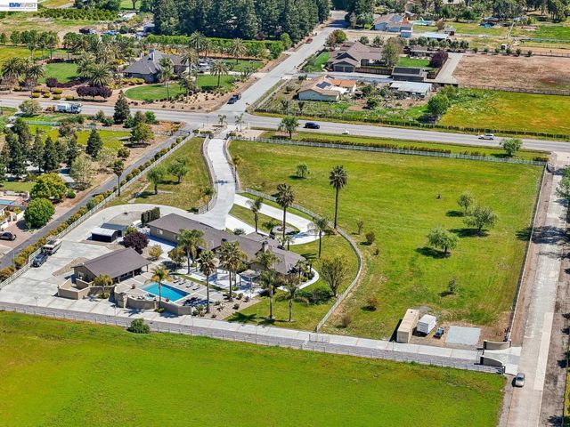 12755 Santa Teresa, San Martin, CA 95046