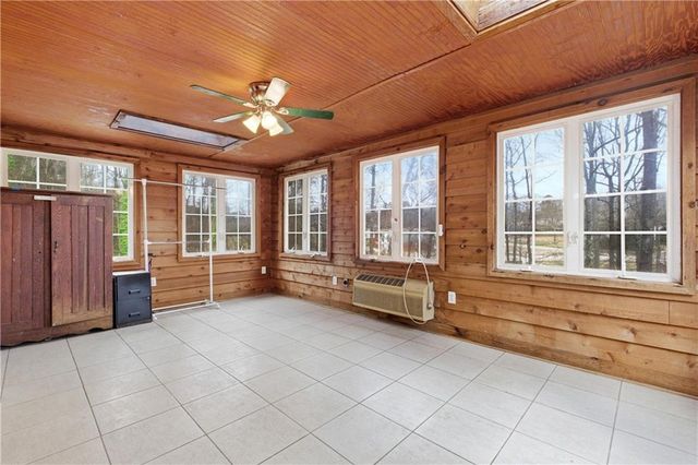 4710 Wheeler Creek Drive, Hoschton, GA 30548