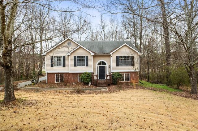 4710 Wheeler Creek Drive, Hoschton, GA 30548