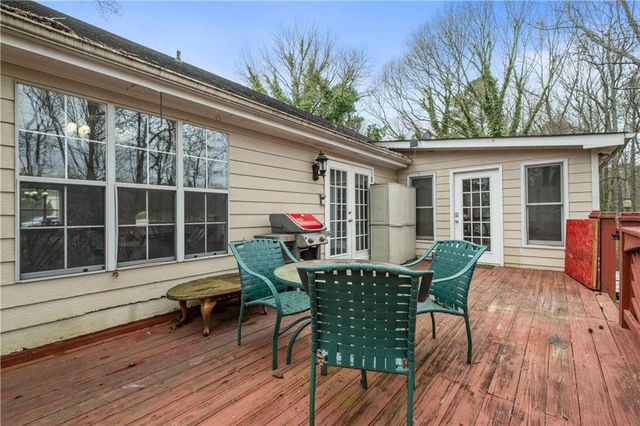 4710 Wheeler Creek Drive, Hoschton, GA 30548