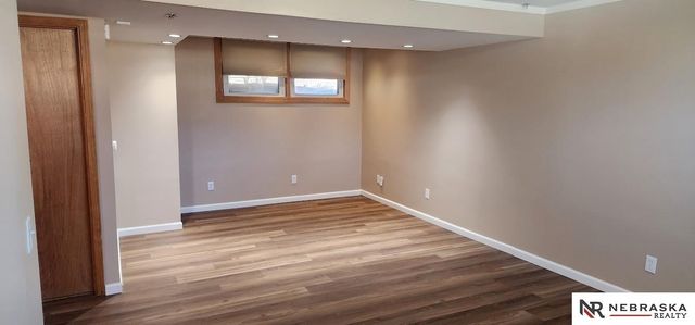 9335 Ellison Avenue, Omaha, NE 68134