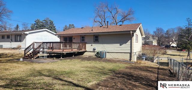 9335 Ellison Avenue, Omaha, NE 68134