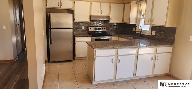 9335 Ellison Avenue, Omaha, NE 68134