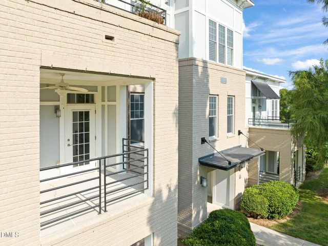 501 Finsbury Street 204, Durham, NC 27703