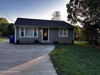 204 Goff Dr, Leitchfield, KY 42754