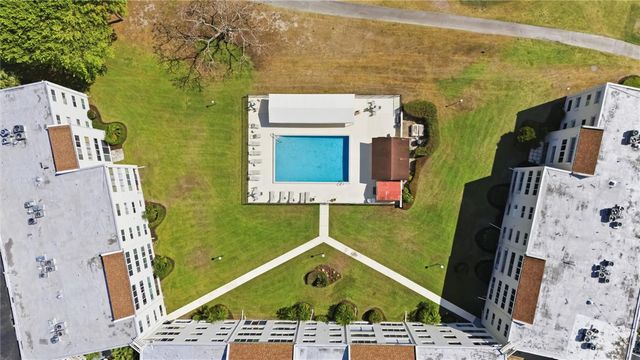 6768 10th Avenue 115, Lake Worth, FL 33467